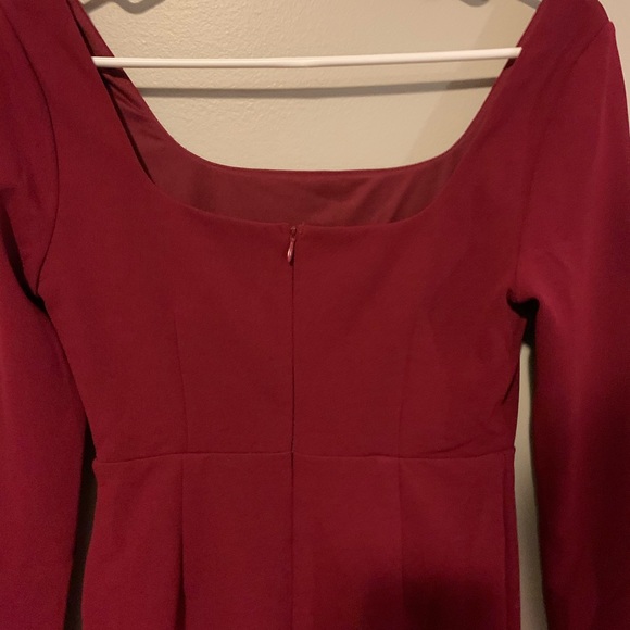 RED DRESS - Picture 3 of 5